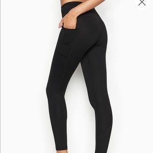 Knockout by Victoria Sport Workout Tight/Leggings